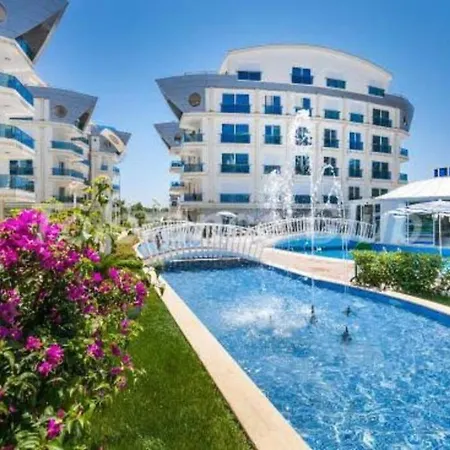 شقة Luxry And Beautiful Near Beach أنطاليا